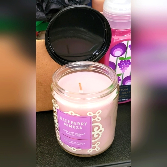 Raspberry Mimosa 7 oz Candle -  Bath & Body - Picture 2 of 3